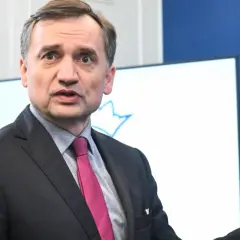 Zbigniew Ziobro: Żyje i leczy się na raka. Prawda o jego stanie