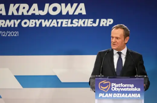 Donald Tusk przemawia na konferencji Platformy Obywatelskiej RP.