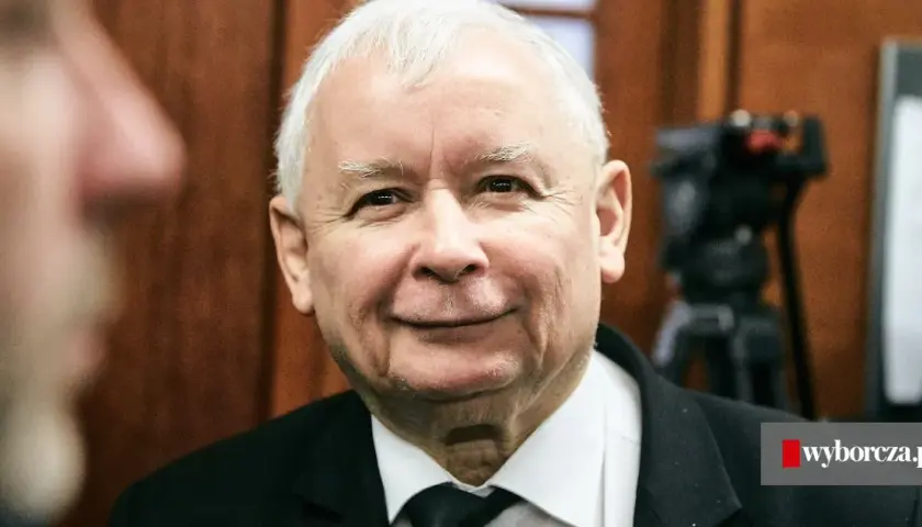 Ile lat ma Jarosław Kaczyński? Wiek, biografia i kariera