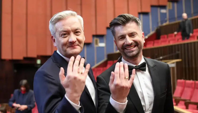 Robert Biedroń: kim jest jego partner? Krzysztof Śmiszek poznaj