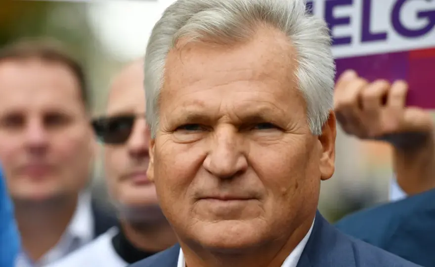 Aleksander Kwaśniewski: Prezydentura, Osiągnięcia i Kontrowersje