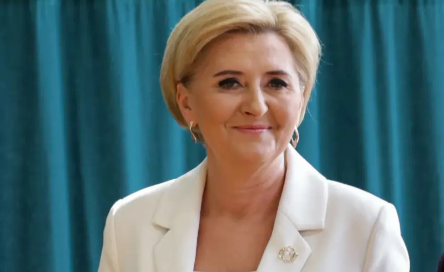 Czy żona prezydenta może pracować? Status prawny i zwyczaje